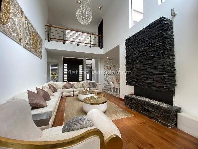 Casa de 4 alcobas en venta en La Calera, La Calera, 658 m² · foto 2 de 20