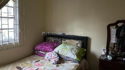 Casa de 5 alcobas en venta en Galerias, Bogotá, 440 m² · foto 3 de 9