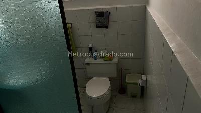 Casa de 5 alcobas en venta en Galerias, Bogotá, 440 m² · foto 8 de 9