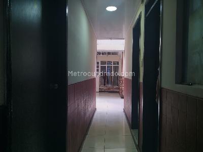Casa de 5 alcobas en venta en Fatima, Bogotá, 300 m² · foto 14 de 20