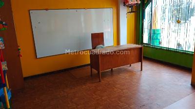 Casa de 5 alcobas en venta en Zarzamora, Bogotá, 330 m² · foto 4 de 20