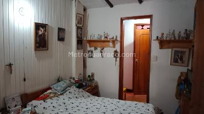 Casa de 5 alcobas en venta en Zarzamora, Bogotá, 330 m² · foto 12 de 20