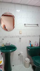 Casa de 5 alcobas en venta en Zarzamora, Bogotá, 330 m² · foto 13 de 20