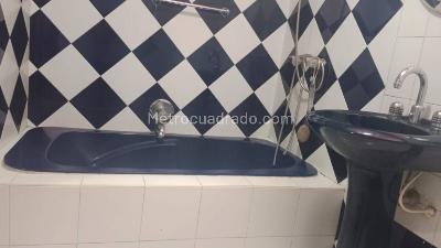Casa de 5 alcobas en venta en Zarzamora, Bogotá, 330 m² · foto 15 de 20