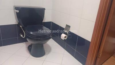 Casa de 5 alcobas en venta en Zarzamora, Bogotá, 330 m² · foto 16 de 20