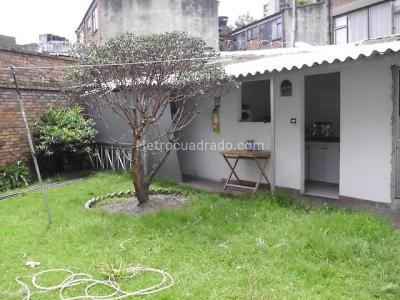 Casa de 5 alcobas en venta en Quinta Paredes, Bogotá, 288 m² · foto 12 de 12