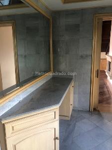 Apartamento de 5 alcobas en venta en Los Lagartos, Bogotá, 360 m² · foto 17 de 20