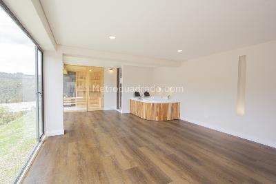 Casa de 3 alcobas en venta en La Calera, La Calera, 390 m² · foto 7 de 20