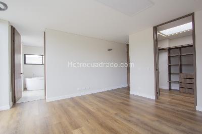 Casa de 3 alcobas en venta en La Calera, La Calera, 390 m² · foto 17 de 20