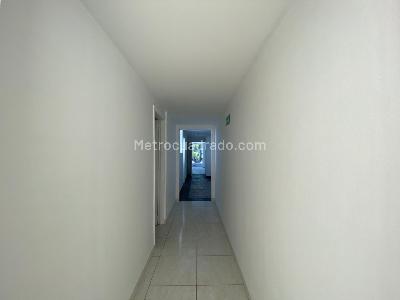 Casa en arriendo en Colombia, Bogotá · foto 3 de 18