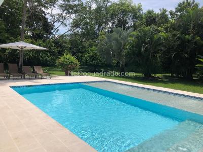 Casa de 5 alcobas en venta en Club Puerto Peñalisa, Girardot, 358 m² · foto 14 de 20