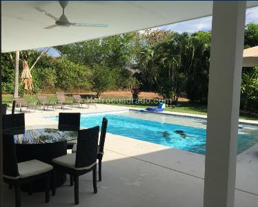 Casa de 5 alcobas en venta en Club Puerto Peñalisa, Girardot, 358 m² · foto 15 de 20