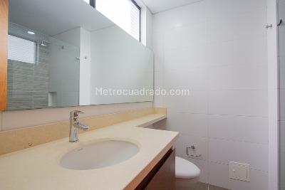 Casa de 4 alcobas en venta en La Calera, La Calera, 230 m² · foto 18 de 20