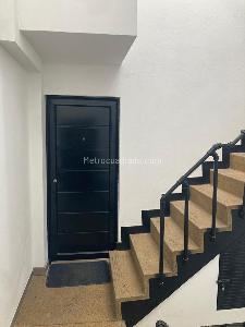 Casa de 5 alcobas en venta en Fontibon, Bogotá, 324 m² · foto 14 de 17