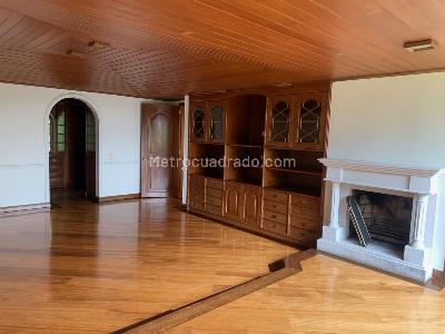 Casa de 4 alcobas en venta en Floresta De La Sabana, Bogotá, 565 m² · foto 9 de 20