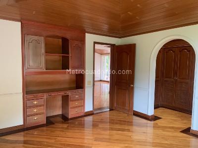 Casa de 4 alcobas en venta en Floresta De La Sabana, Bogotá, 565 m² · foto 17 de 20
