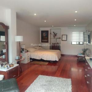 Apartamento de 5 alcobas en venta en Santa Barbara Alta, Bogotá, 185 m² · foto 12 de 20