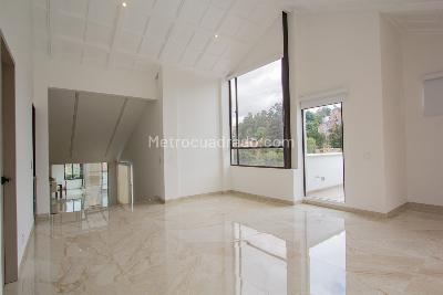 Apartamento en venta en Gratamira, Bogotá · foto 3 de 20