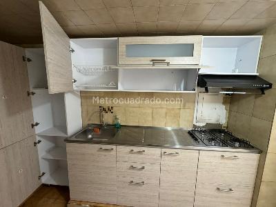 Casa de 5 alcobas en venta en San Martin, Bogotá, 184 m² · foto 19 de 20