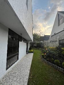 Casa de 5 alcobas en venta en Andes Norte, Bogotá, 380 m² · foto 4 de 20