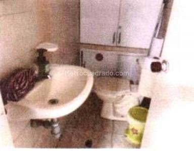 Casa de 5 alcobas en venta en Castilla, Bogotá, 154 m² · foto 4 de 20