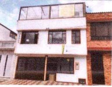 Casa de 5 alcobas en venta en Castilla, Bogotá, 154 m² · foto 13 de 20