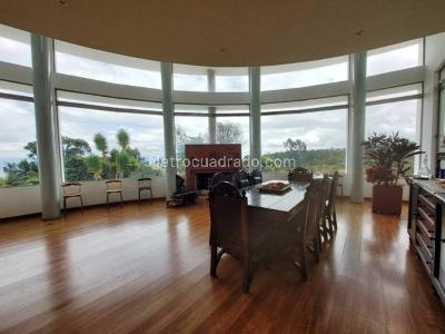 Casa de 5 alcobas en arriendo en Altos De Yerbabuena, Chía, 700 m² · foto 4 de 20