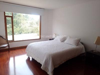Casa de 5 alcobas en venta en La Calera, La Calera, 558 m² · foto 13 de 20