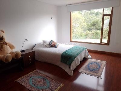 Casa de 5 alcobas en venta en La Calera, La Calera, 558 m² · foto 14 de 20