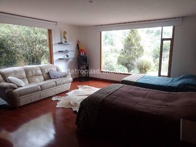 Casa de 5 alcobas en venta en La Calera, La Calera, 558 m² · foto 15 de 20