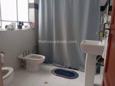 Casa de 5 alcobas en venta en La Salle, Bogotá, 340 m² · foto 9 de 13