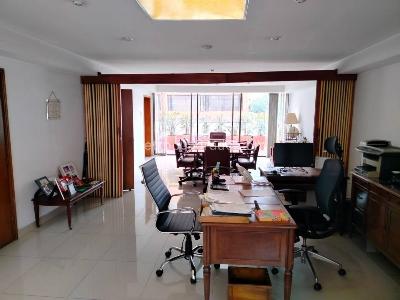 Casa de 5 alcobas en arriendo en Lago Gaitan, Bogotá, 400 m² · foto 17 de 20