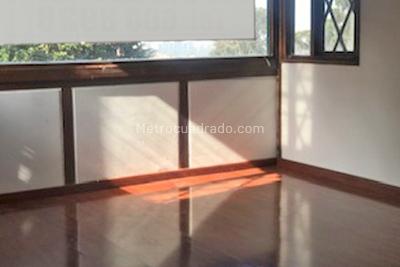 Casa en venta en Bosque De Pinos, Bogotá · foto 7 de 17
