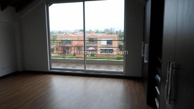 Casa de 3 alcobas en venta en Chia, Chía, 1500 m² · foto 8 de 20