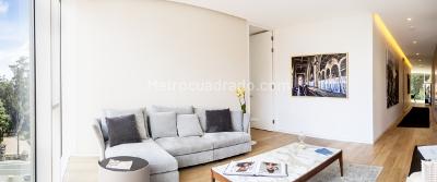 Apartamento de 3 alcobas en venta en Chico Oriental, Bogotá, 350 m² · foto 16 de 20