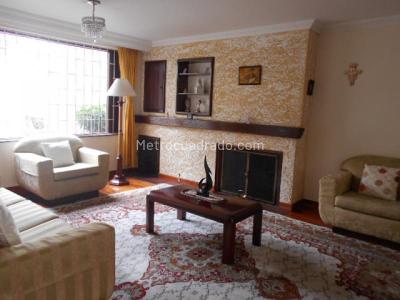 Casa de 3 alcobas en venta en El Batán, Bogotá, 192 m² · foto 2 de 19