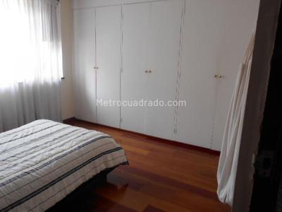 Casa de 3 alcobas en venta en El Batán, Bogotá, 192 m² · foto 13 de 19
