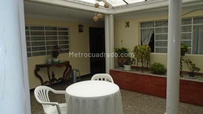 Casa de 5 alcobas en venta en Funza, Funza, 392 m² · foto 15 de 18