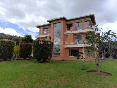 Casa de 5 alcobas en venta en Chia, Chía · foto 3 de 20