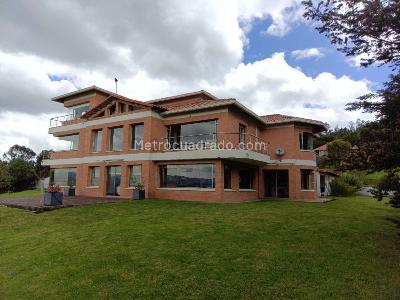 Casa de 5 alcobas en venta en Chia, Chía · foto 4 de 20