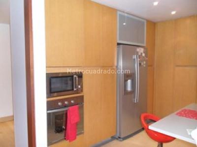 Apartamento de 2 alcobas en venta en Los Rosales, Bogotá, 300 m² · foto 12 de 20