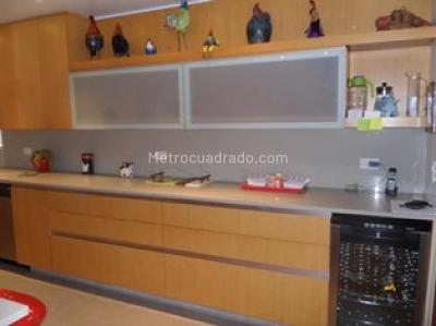 Apartamento de 2 alcobas en venta en Los Rosales, Bogotá, 300 m² · foto 15 de 20