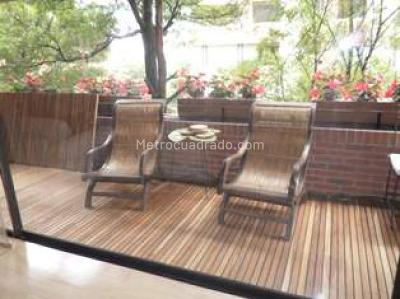 Apartamento de 2 alcobas en venta en Los Rosales, Bogotá, 300 m² · foto 20 de 20