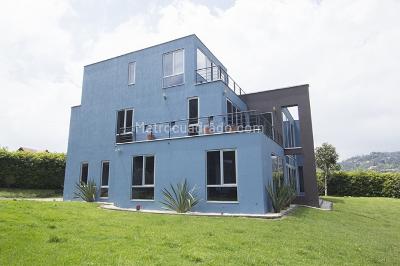 Casa de 5 alcobas en venta en La Calera, La Calera · foto 16 de 20