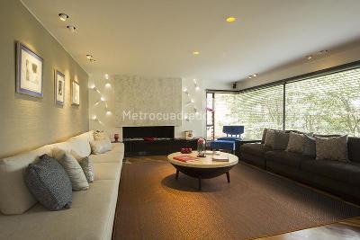 Apartamento de 3 alcobas en venta en Los Rosales, Bogotá, 303 m² · foto 13 de 20