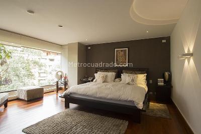 Apartamento de 3 alcobas en venta en Los Rosales, Bogotá, 303 m² · foto 16 de 20