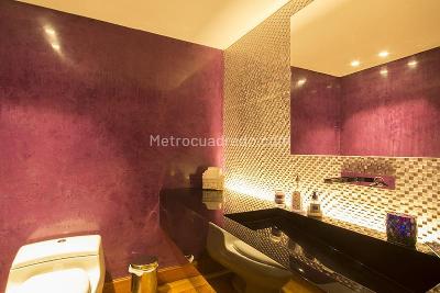 Apartamento de 3 alcobas en venta en Los Rosales, Bogotá, 303 m² · foto 18 de 20