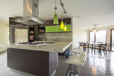 Casa de 4 alcobas en venta en La Calera, La Calera · foto 18 de 20