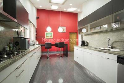 Apartamento de 4 alcobas en venta en Chico Alto, Bogotá, 422 m² · foto 8 de 20