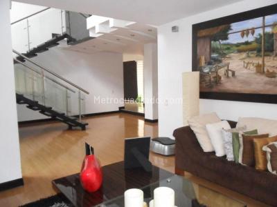 Casa de 3 alcobas en venta en Guaymaral, Bogotá, 1400 m² · foto 7 de 18